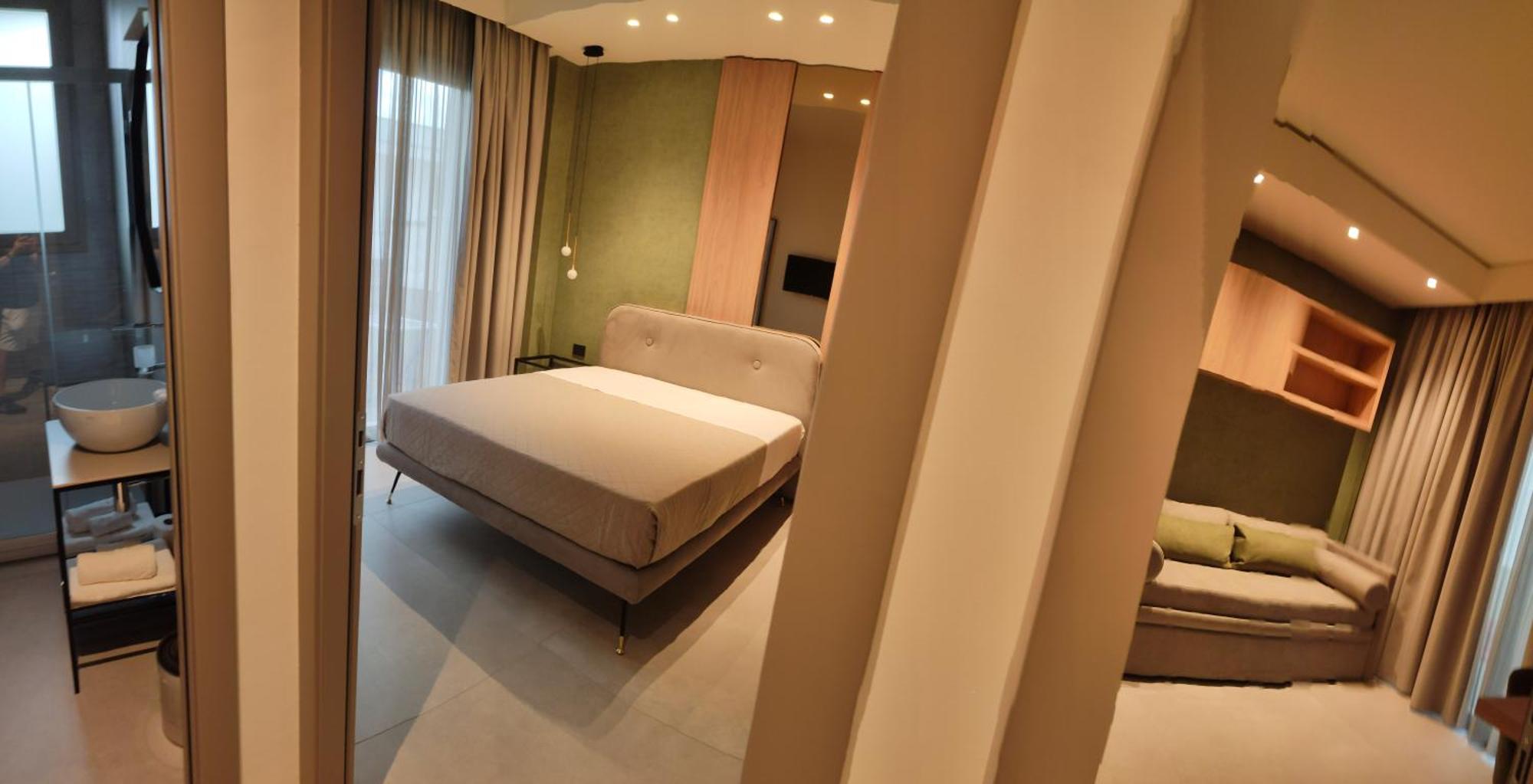 10 Catalani Rooms Порто Чезарео Екстериор снимка